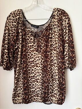 Star Vixen Leopard Print Peasant Top - Brown/Tan